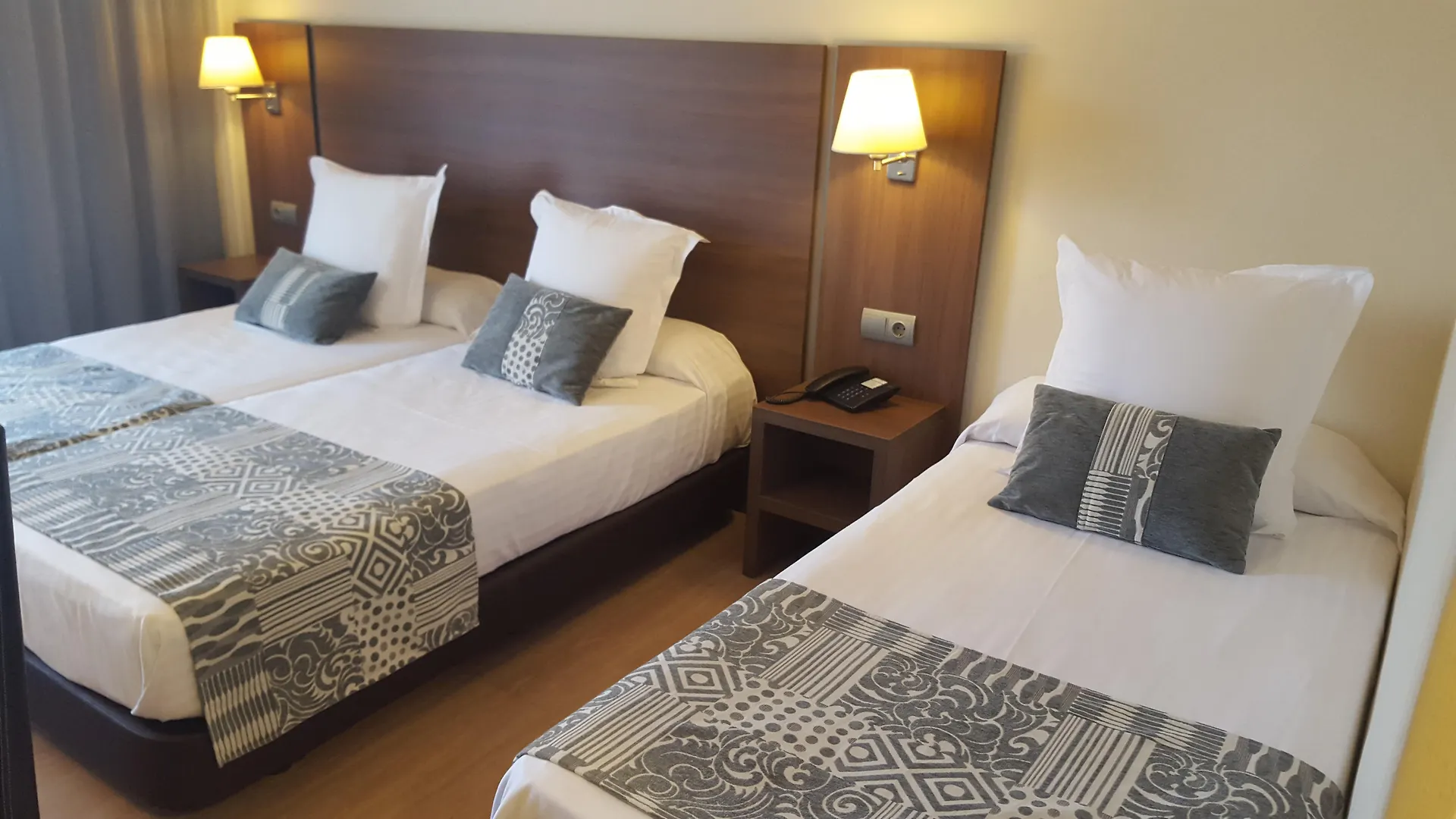 Golden Acqua Salou Hotel