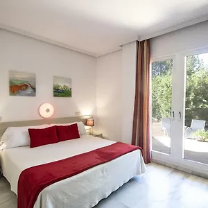 https://hotel-apartamentos-simon-verde.es-andalucia.com